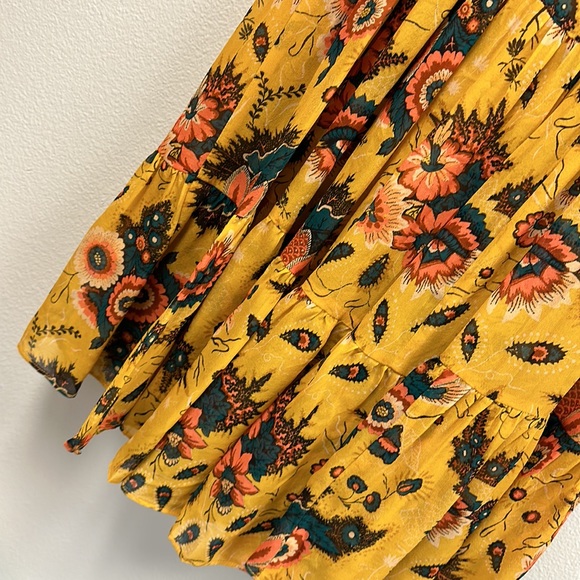 Noelle Floral Silk Tie-Cuff Maxi Dress - Picture 9 of 9